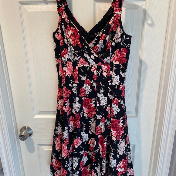White House Black Market Dresses & Skirts - High Quality Coral Dress with Pockets and Satin Lining from WHBM